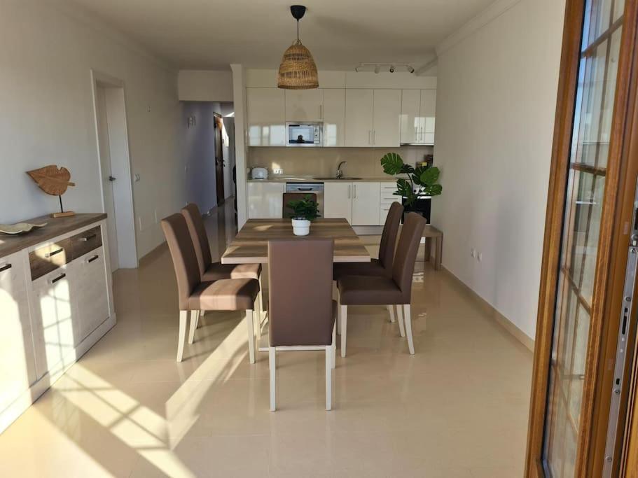 Luxury 4-Bedroom Villa With Heated Pool + Sea View Playa Blanca  Extérieur photo