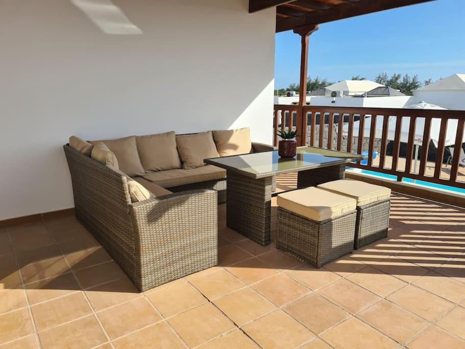 Luxury 4-Bedroom Villa With Heated Pool + Sea View Playa Blanca  Extérieur photo